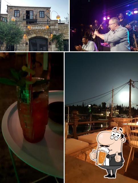 Throubi Bar