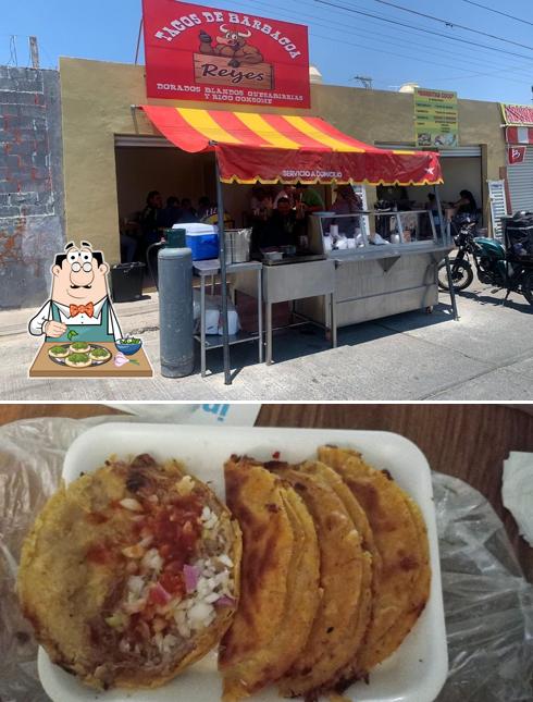 Tacos Reyes
