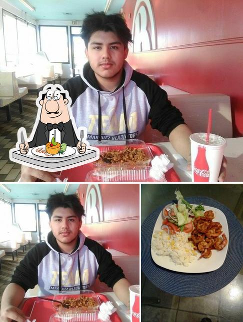 Comida Mexicana estilo Nueva Italia