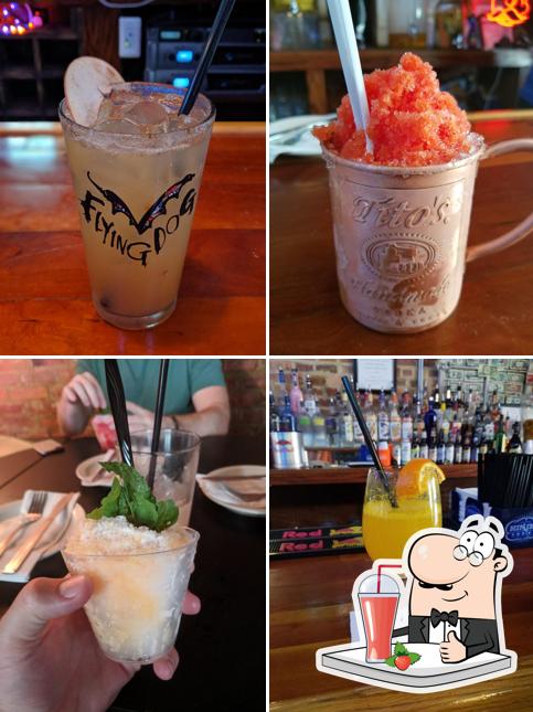 Barracudas Locust Point Tavern