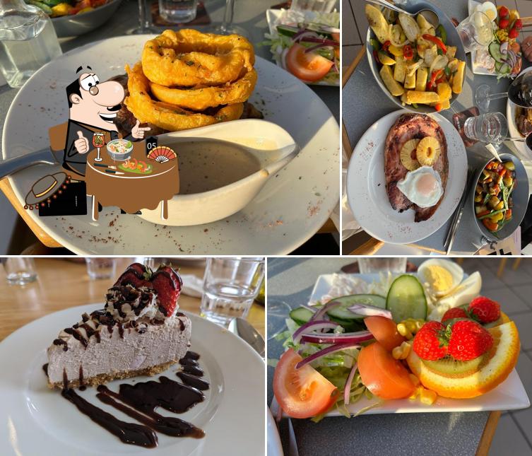 Clubhouse Restaurant & Bar