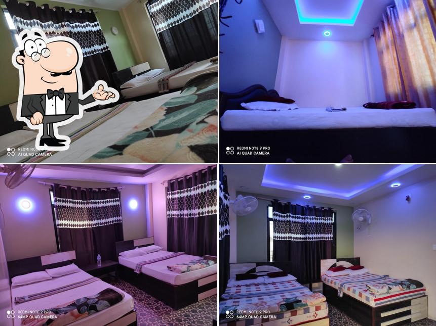 DURGA FAMILY HOTEL AND GUEST HOUSE