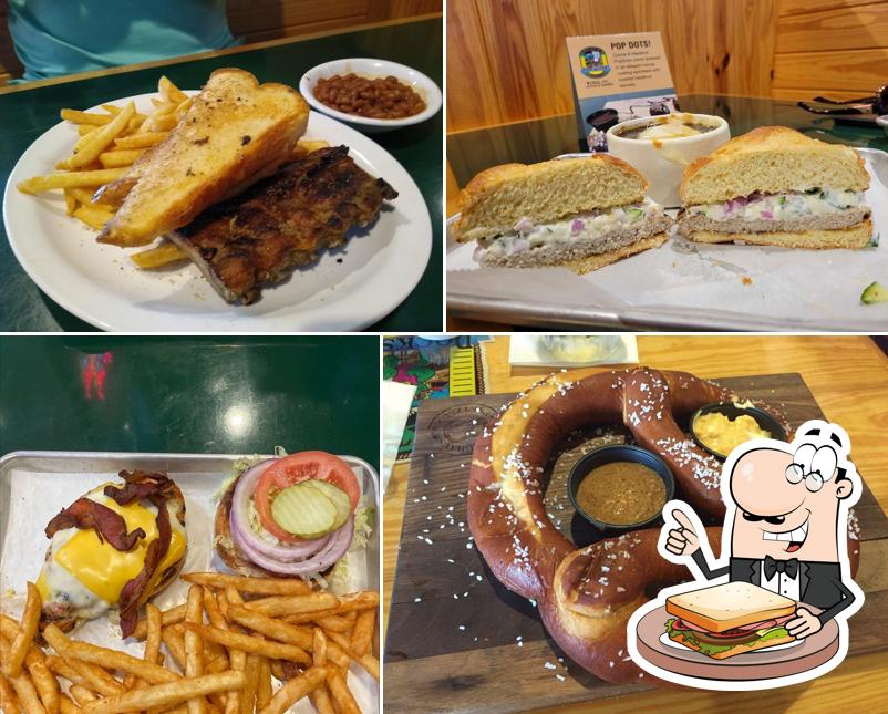Gator's Dockside Spring Hill