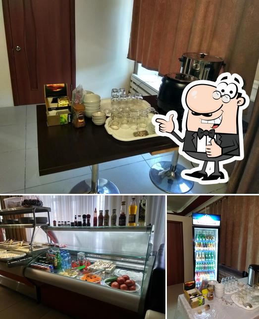 Кафе АМИНА Шведский стол.