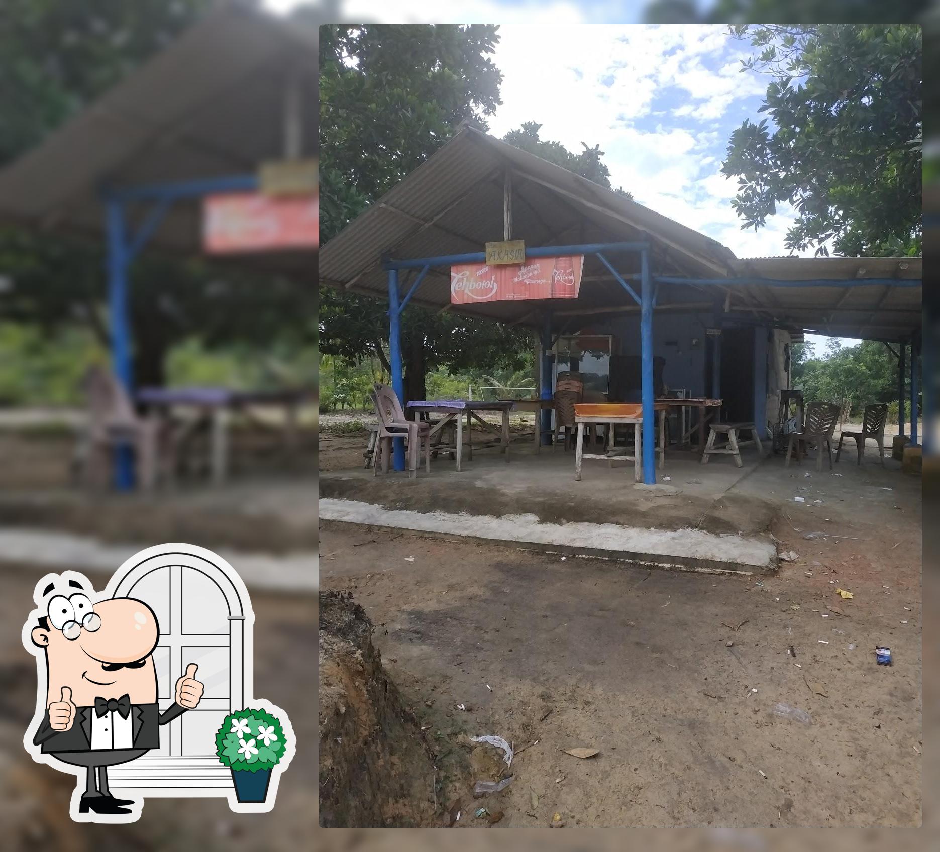 Warung Akasia