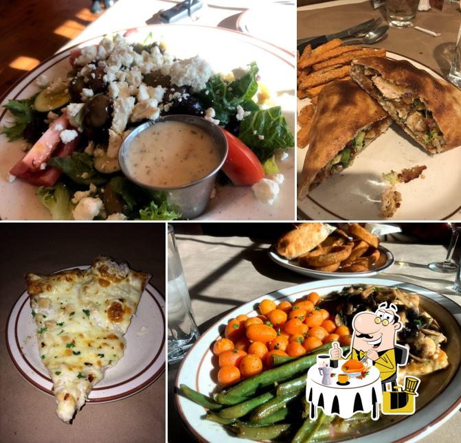 Pinewood Pub & Pizza
