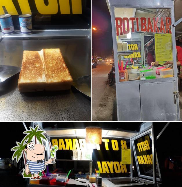 Roti Bakar Royal