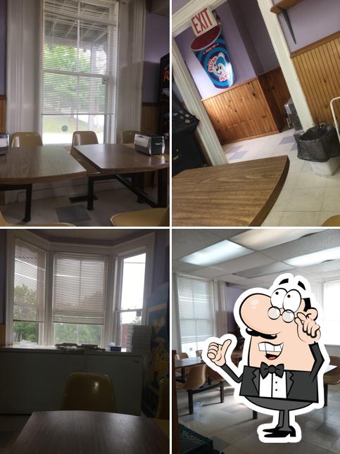 Charlie's Pizza & Sub Shop