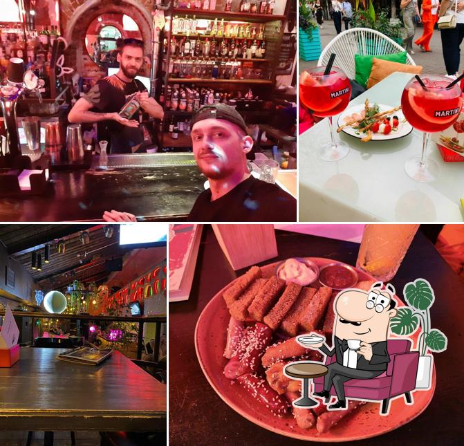 Посмотрите на внутренний интерьер "Коктейля"