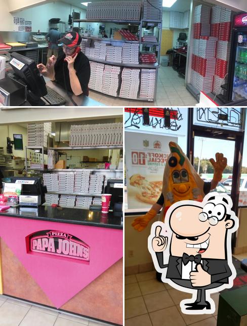 Papa Johns Pizza