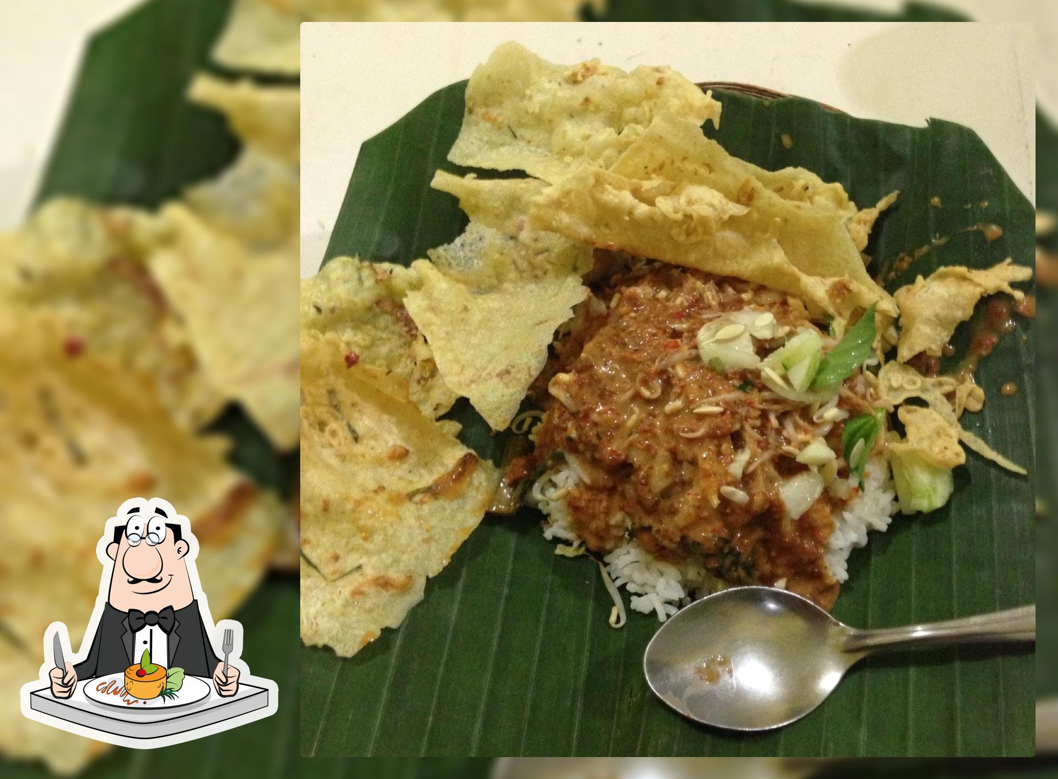 Nasi Pecel Gajahmada