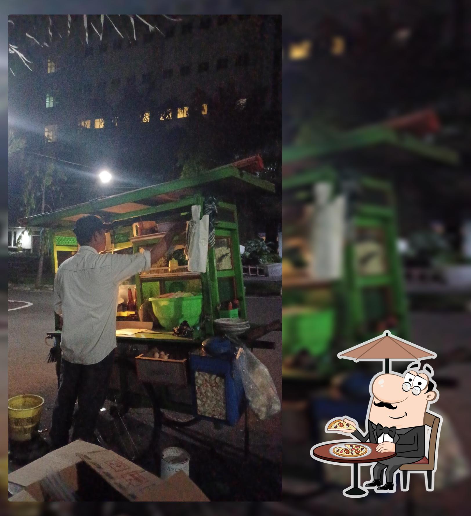 Nasi Goreng 88 Rising
