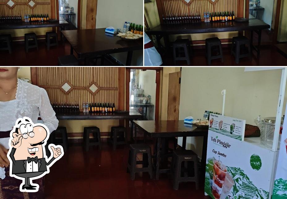 Warung Babi Guling Mek Pyang