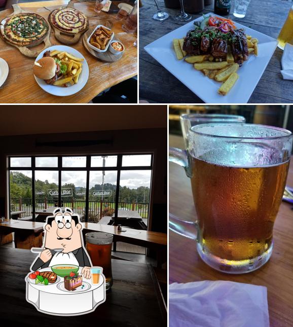 Tomo Bar & Eatery