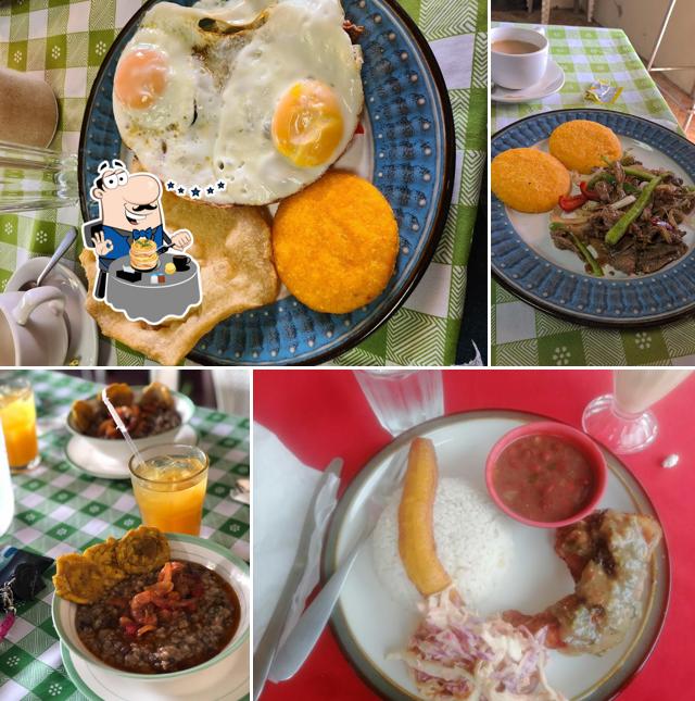 Fonda Delicias Riquitita's