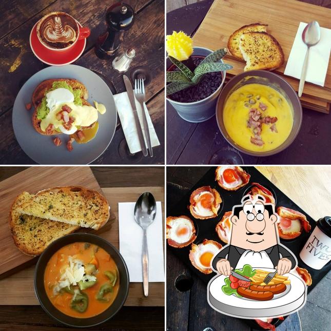 Two Fives Cafe