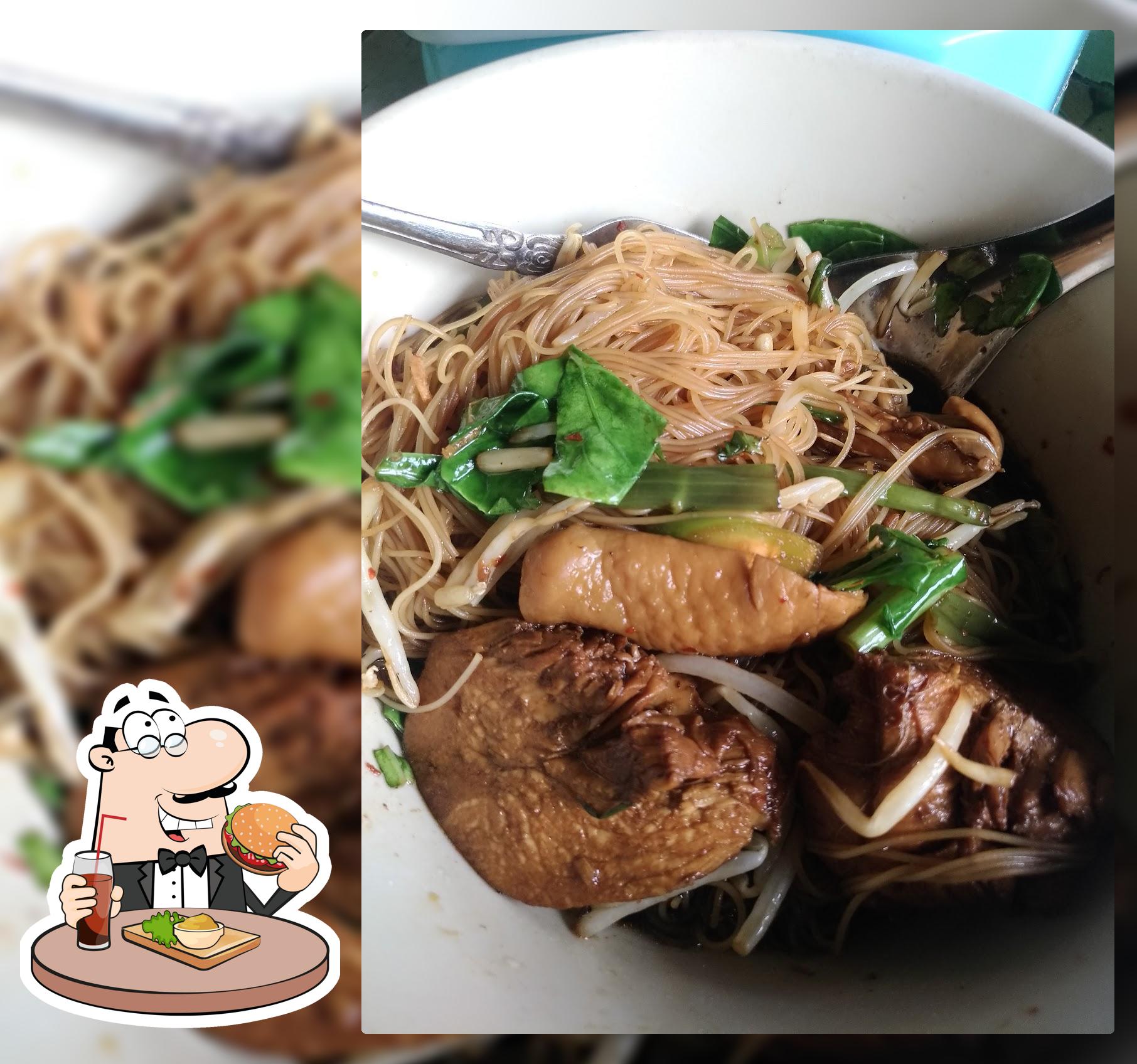 ร้านก๋วยเตี๋ยวย๊ะ