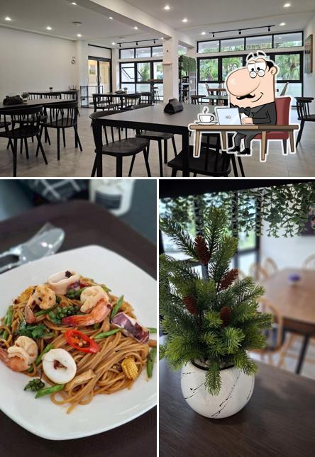 ร้านก้างปลา [Kaang Pla Restaurant]