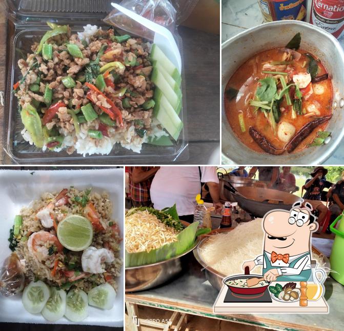 ร้านก๋วยเตี๋ยวแม่บัวลอยเจ้าเก่า