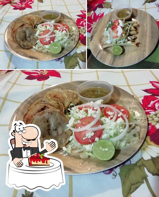 Gorditas y Tacos dorados