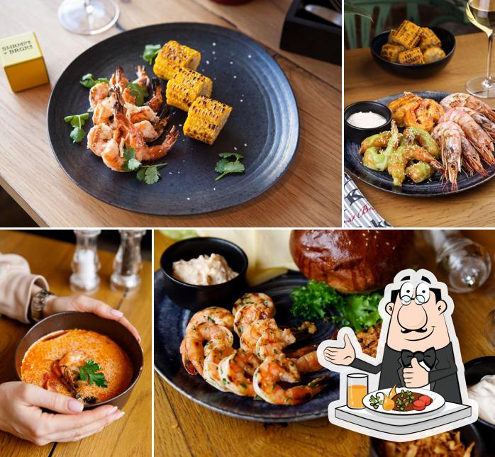 Креветки и бургеры