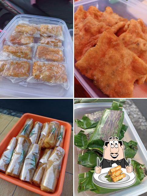 Tenongan Jajanan Pasar