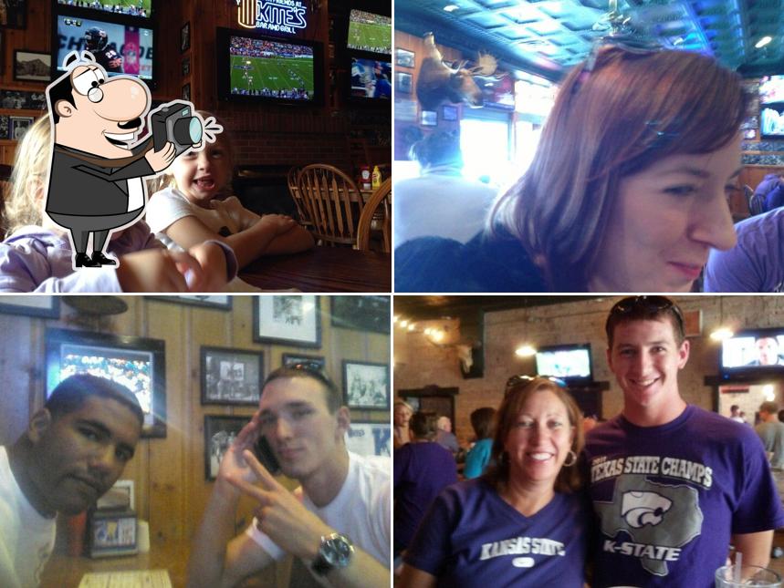 Kite's Bar & Grill