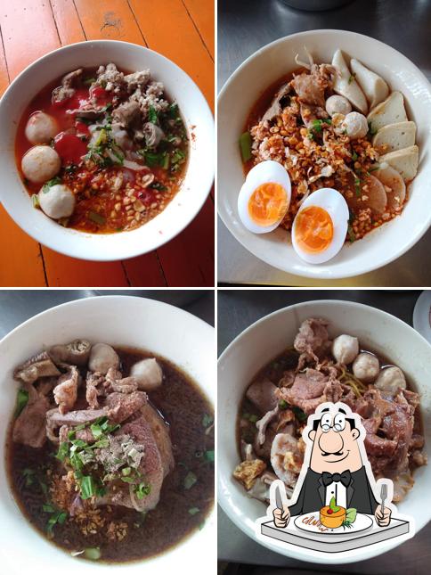 ไตลื้อ ก๋วยเตี๋ยว ข้าวแกงปักษ์ใต้