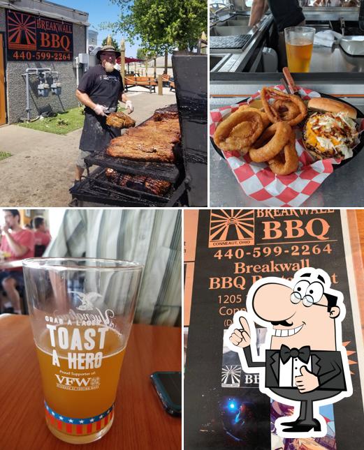 Breakwall BBQ