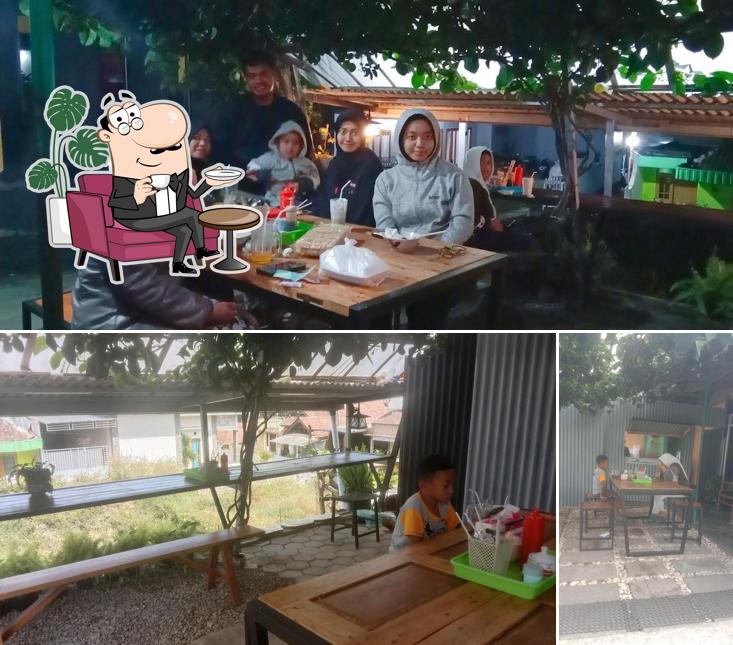 Mie Ayam Warung Bu Kris
