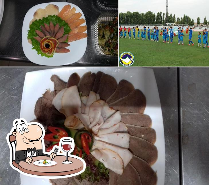 Еда в "Сагдиане"