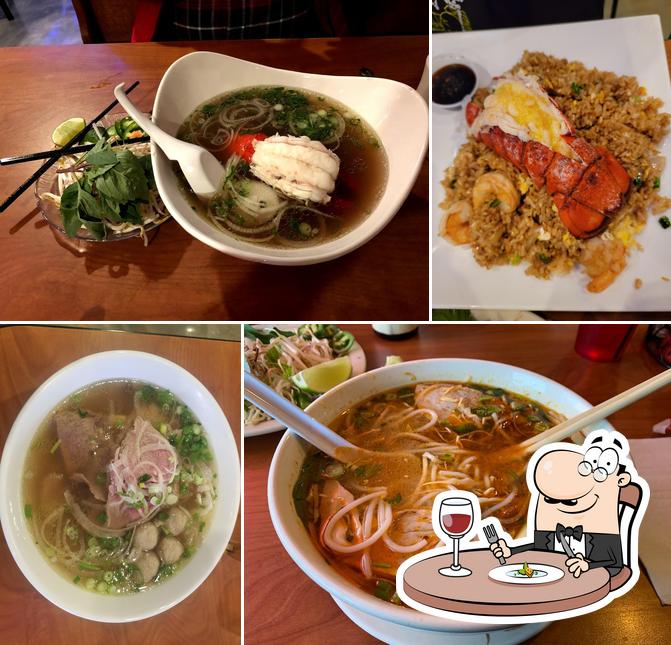 Detroit Pho & Crab Restaurant