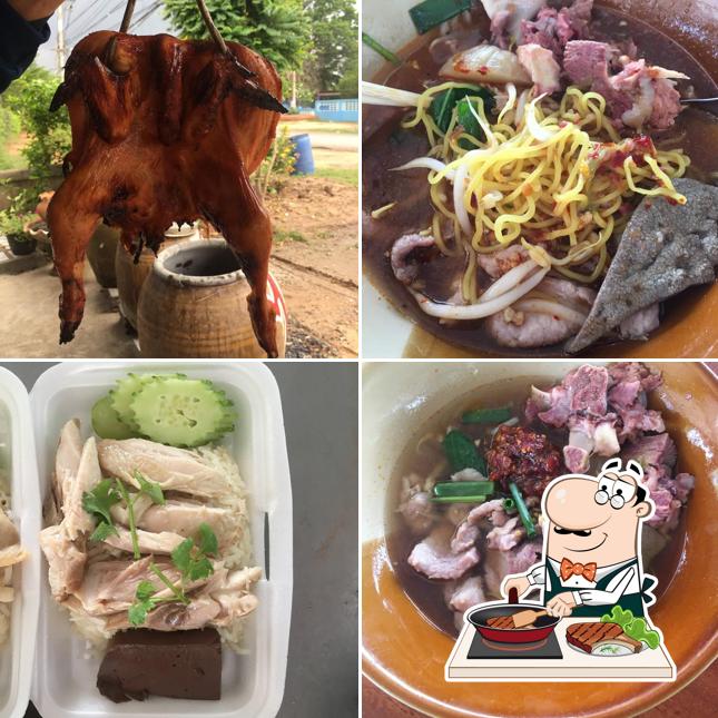 ร้านก๋วยเตี๋ยวต้องแวะ