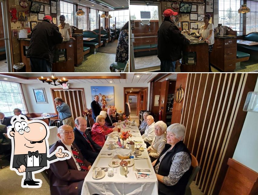 Deluxe Diner