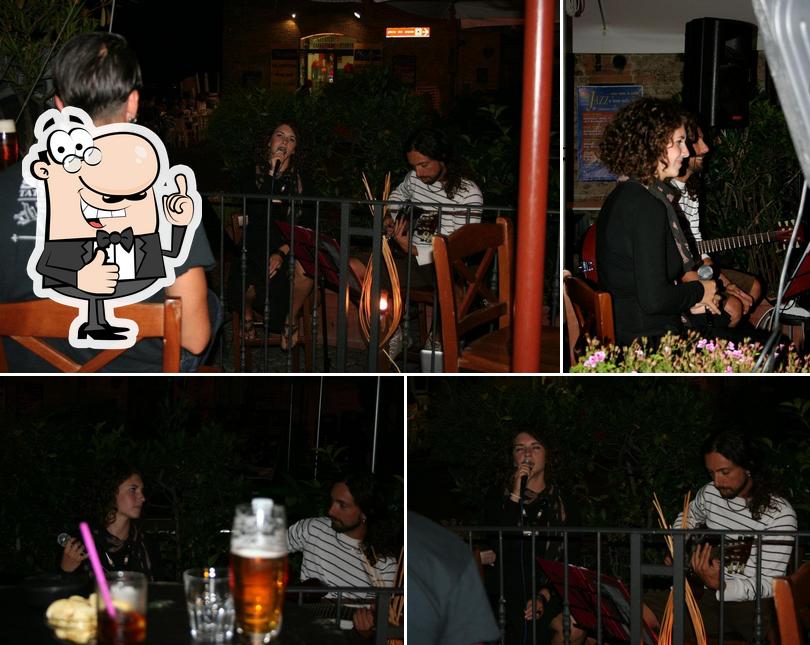 Ellis Pub