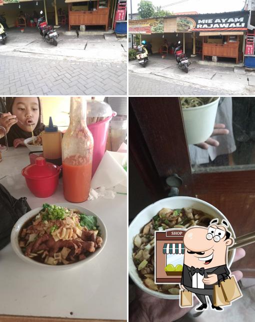 Mie Ayam Rajawali 2