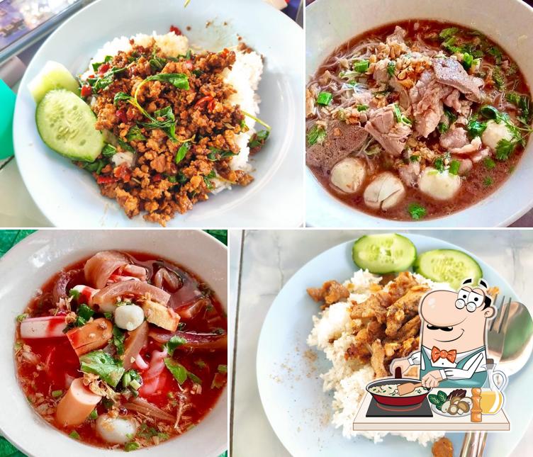 ริวชา ชานมไข่มุก (ก๋วยเตี๋ยวเนื้อน้ำตกริมคลองชลประทาน)
