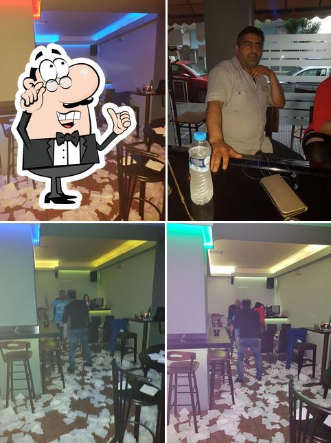 Retro Cafe Bar