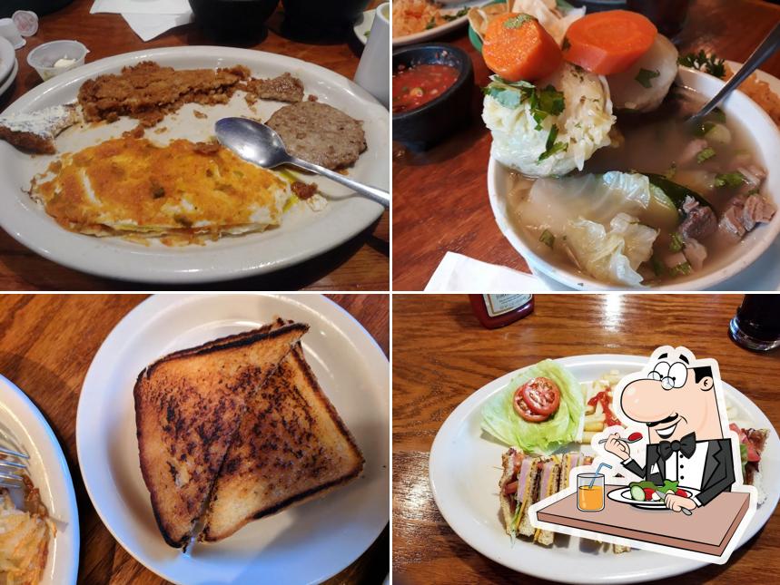 Danny's Restaurant - Laredo