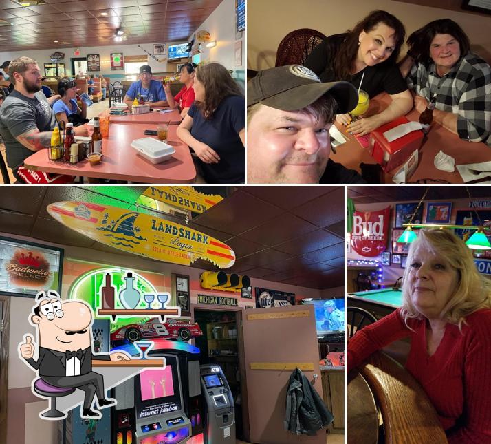 Kermit's Pizza Pub & Grill