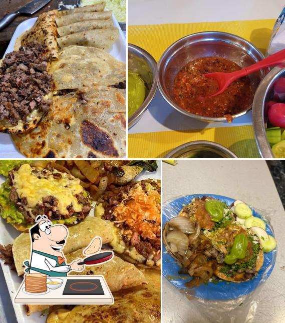 Tacos Con Toño