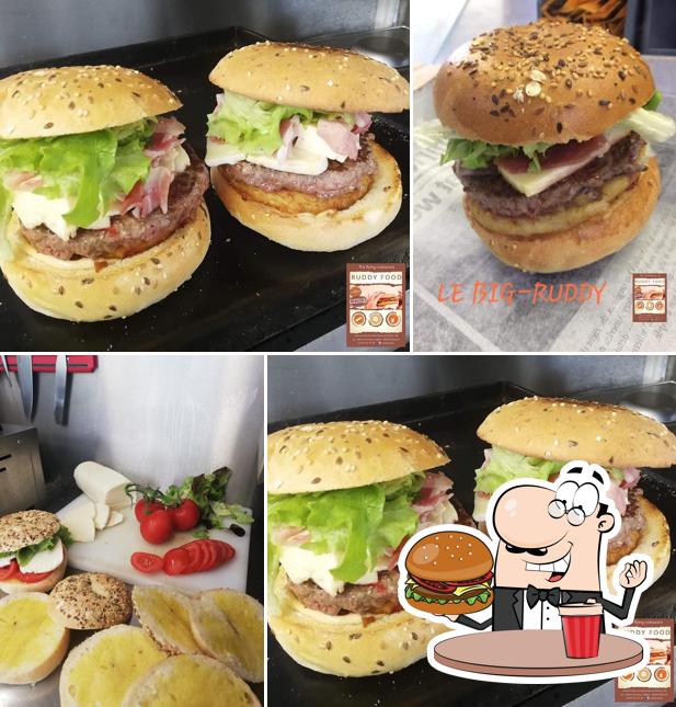 Ruddy food diner