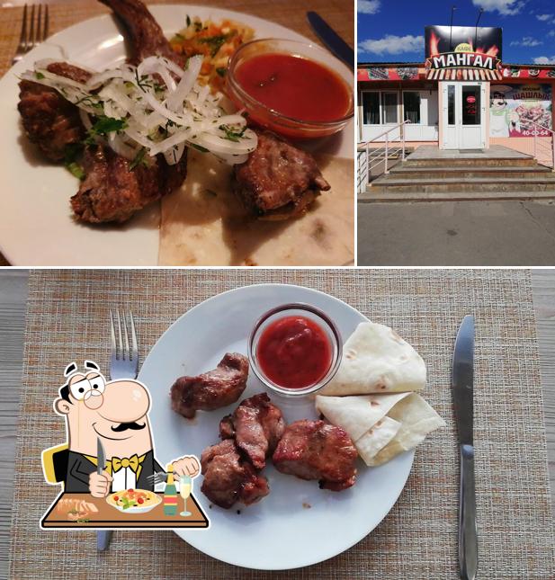 Еда в "Мангал"