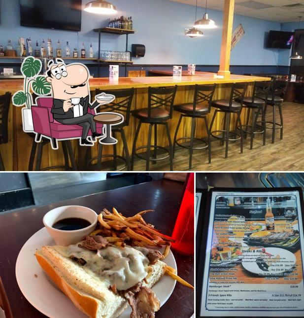 3 Friends Bar and Grill