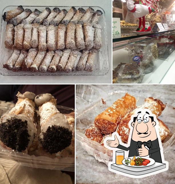 Holy Cannoli's