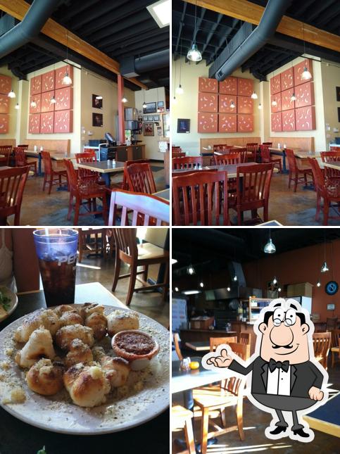 Mezza Luna Pizzeria