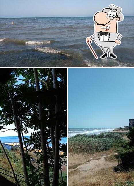 Посмотрите, как "Ресторан Кавказ" выглядит снаружи