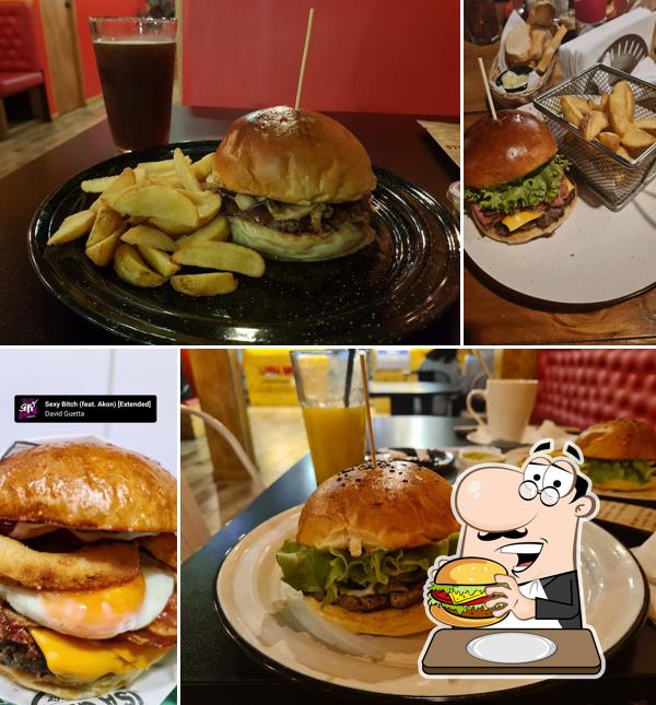 LUISA GRILLS BURGER