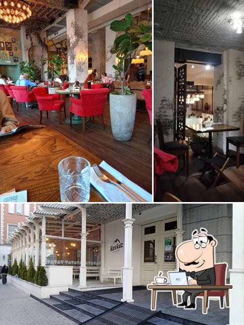 Интерьер "Ресторана "Кавказ" / Restaurant Kavkaz"