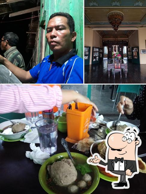 Bakso Tenis 1